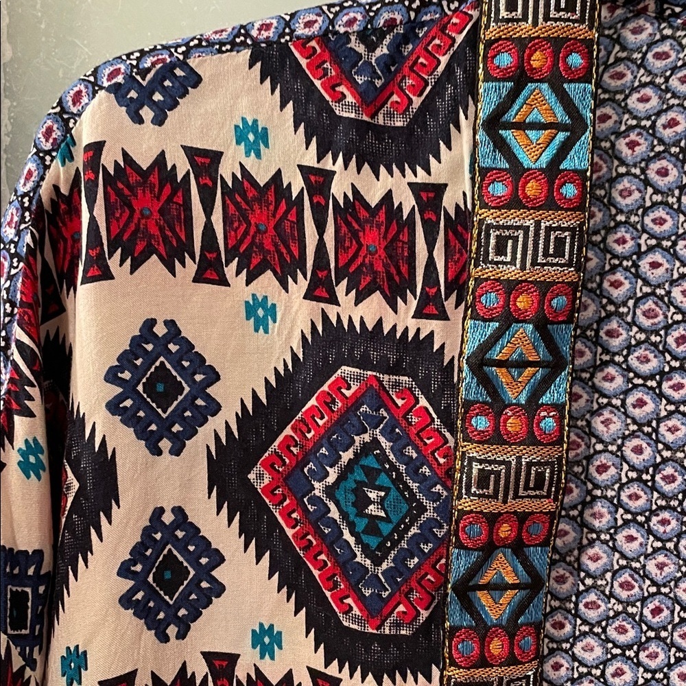 Umgee Multicolor Patterned Kimono - Picture 2 of 5